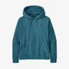 Patagonia Apparel Patagonia P-6 Label Hoody W’s WOMEN’S APPAREL -Mountain Sales Store PatagoniaP 6LabelHoodyBLU 1080x1080